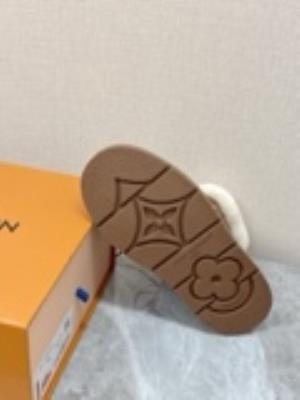 wholesale quality women louis vuitton shoes model no. 552